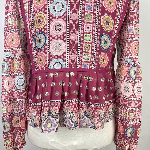 Francesca’s | Blue Rain NWT Luna Medallion Print Babydoll Cropped Blouse - Picture 8 of 12